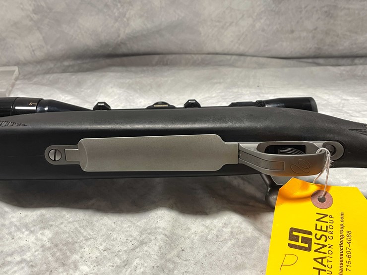 #8067-•-weatherby-mark-v,-300-wby-mag-bolt-action-rifle,-sn:-ss015262,-(neenah,-wi)-image-25