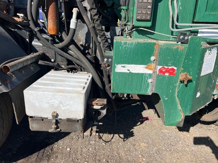 2014-mack-leu613-image-29