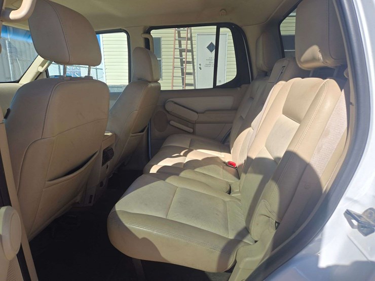 2007-ford-explorer-sport-trac-image-13