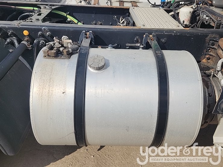 2021-international-rh613-image-16