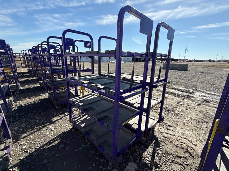 #28440-•-lot-of-(2)-industrial-warehouse-carts-image-4