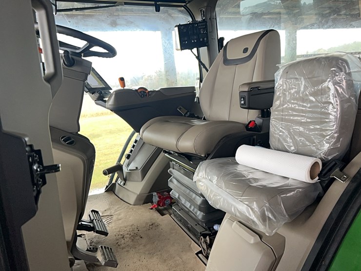 john-deere-7r-210-image-21