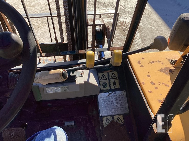 2012-jcb-930-image-12