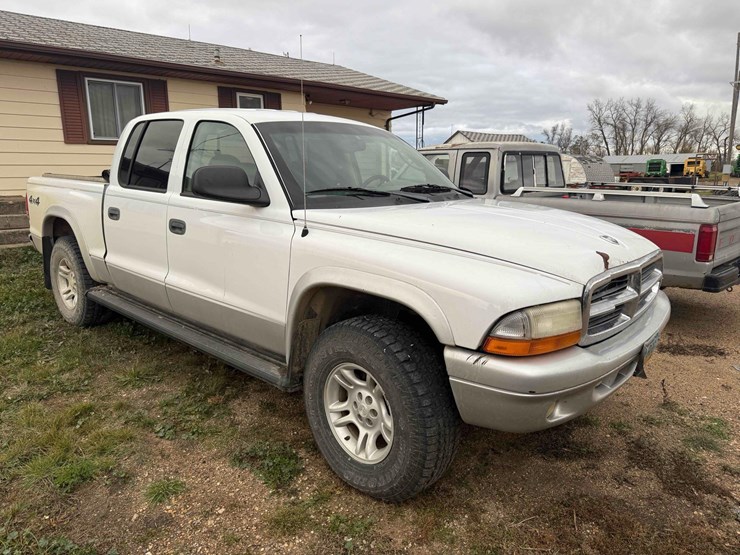 2004-dodge-dakota-image-3