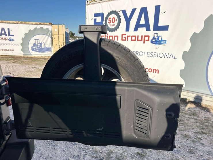 2013-jeep-wrangler-image-24