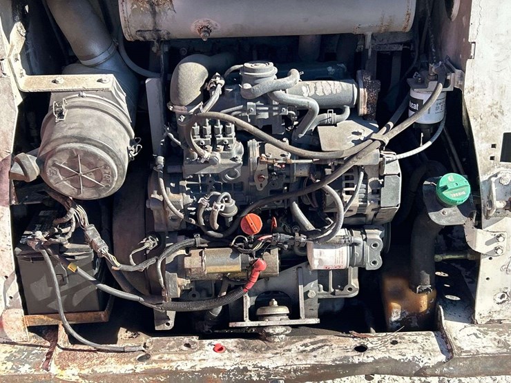 2013-bobcat-t590-image-7