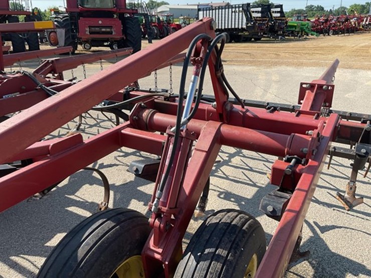 2005-sunflower-5035-32-image-16