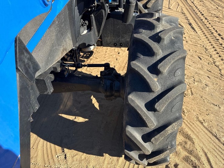 new-holland-t4.75-image-8