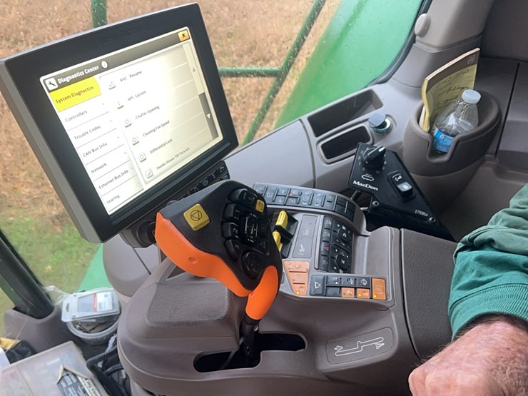 john-deere-s780-image-26