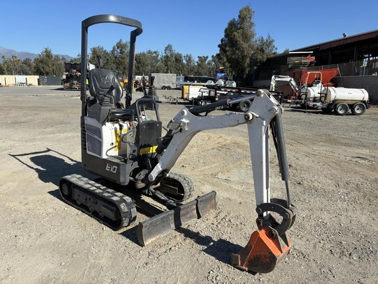2019-bobcat-e10-image-2