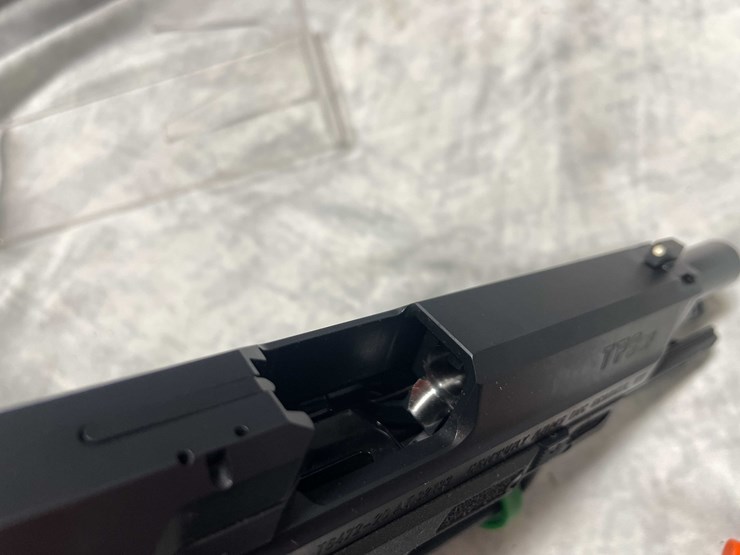 #5182-•-canik-one-series,-9mm-luger-semi-auto-pistol,-sn:-20at32133,-(neenah,-wi)-image-22