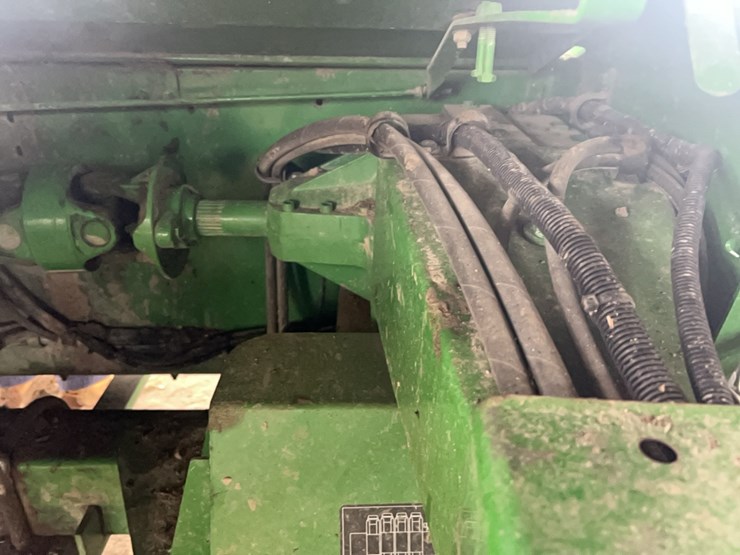 john-deere-3975-image-8