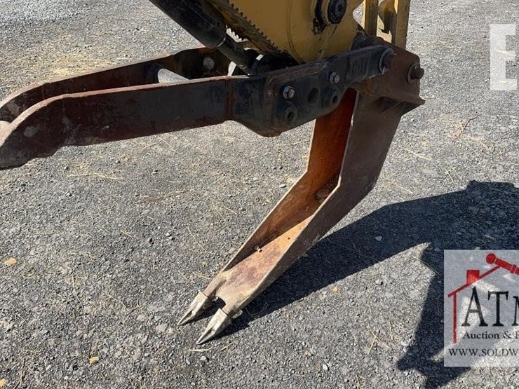 caterpillar-420f2-it-image-30