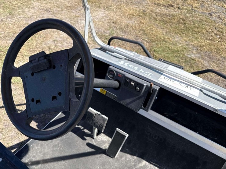 2008-club-car-carryall-2-gas-utility-cart-image-13