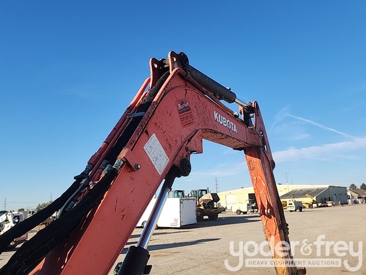 2017-kubota-kx033-4-image-22