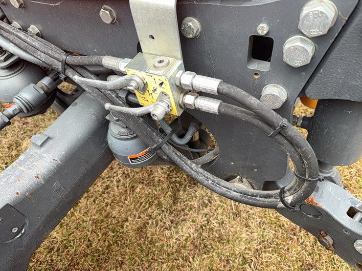 kubota-m7-172-premium-image-51