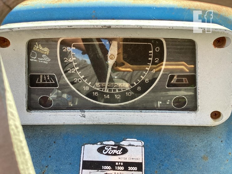 1967-ford-3000-image-14