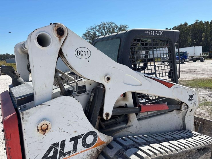 2018-bobcat-t750-image-11