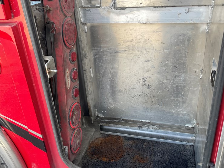 #3824-•-2019-peterbilt-heavy-rotator-(has-mn-title-in-delay,-may-take-6-8-weeks)-image-66