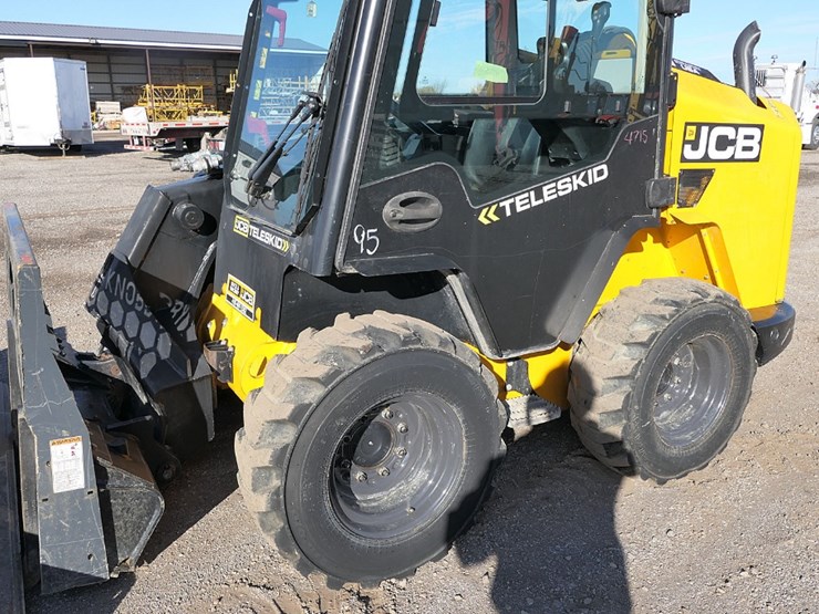 2017-jcb-3ts-8w-image-7