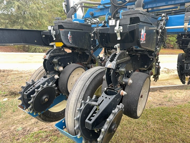 kinze-3660-image-33