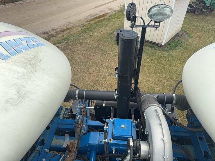 kinze-3660-image-96