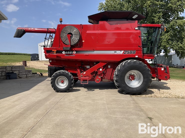 2008-case-ih-2588-image-4