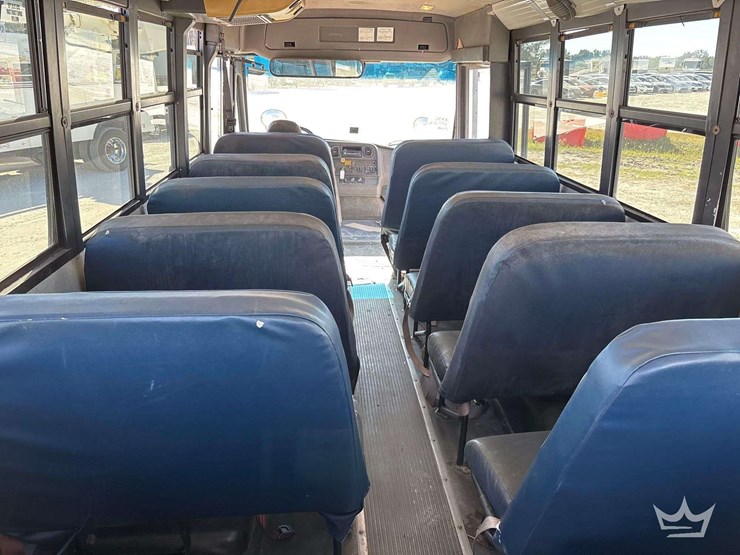 2008-freightliner-b2-image-8