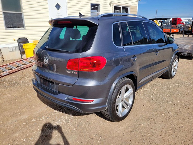2015-volkswagen-tiguan-image-3