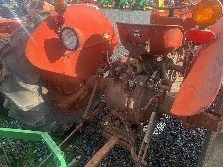 massey-ferguson-135-image-7