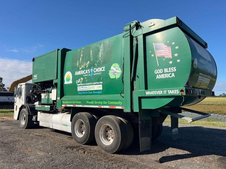 2015-mack-leu633-image-4