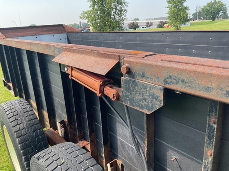 2008-meyers-3465-image-10