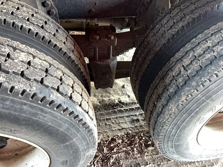 1991-ford-l-image-13