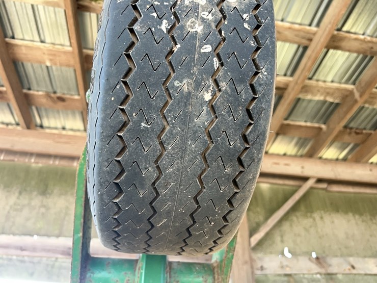 john-deere-8-image-7