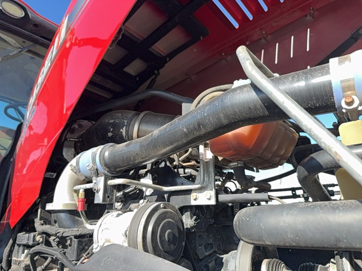 2017-case-ih-magnum-250-image-75