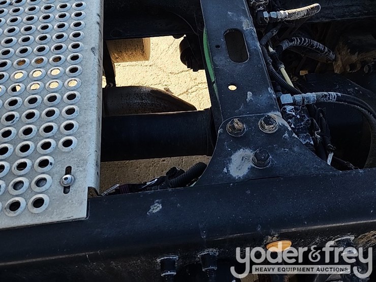 2021-international-rh613-image-33