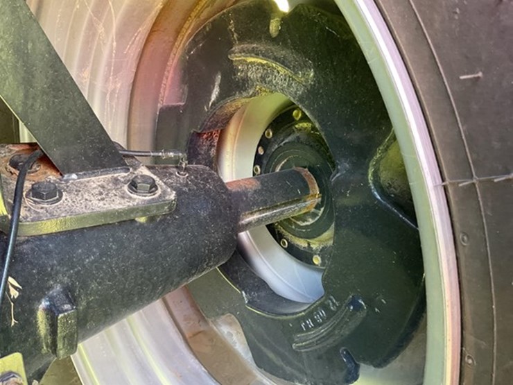 2020-case-ih-magnum-180-image-16