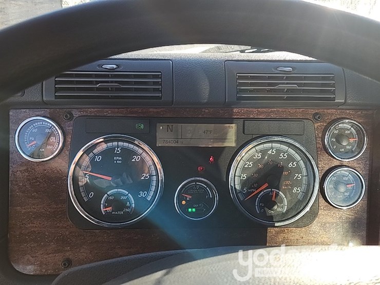 2017-freightliner-cascadia-image-17