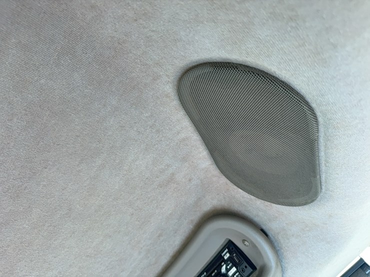 2017-case-ih-magnum-250-image-102