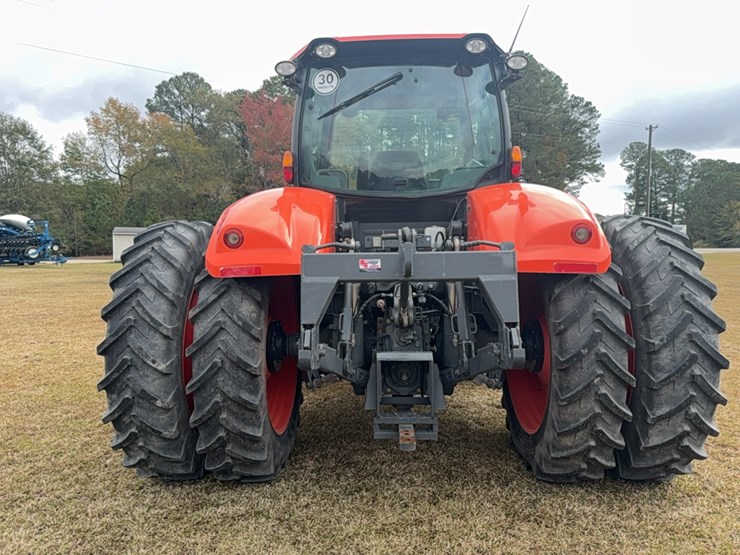 kubota-m7-172-premium-image-6