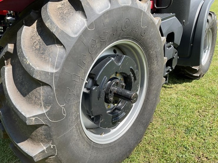 2020-case-ih-magnum-180-image-15