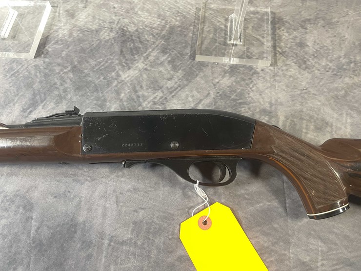 #8091-•-remington-mohawk-10c,-22-lr-semi-auto-rifle,-sn:-2243717,-(neenah,-wi)-image-8