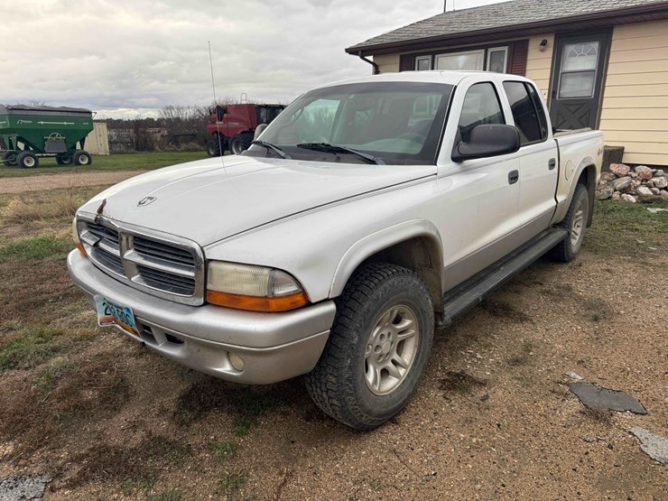 2004-dodge-dakota-image-1