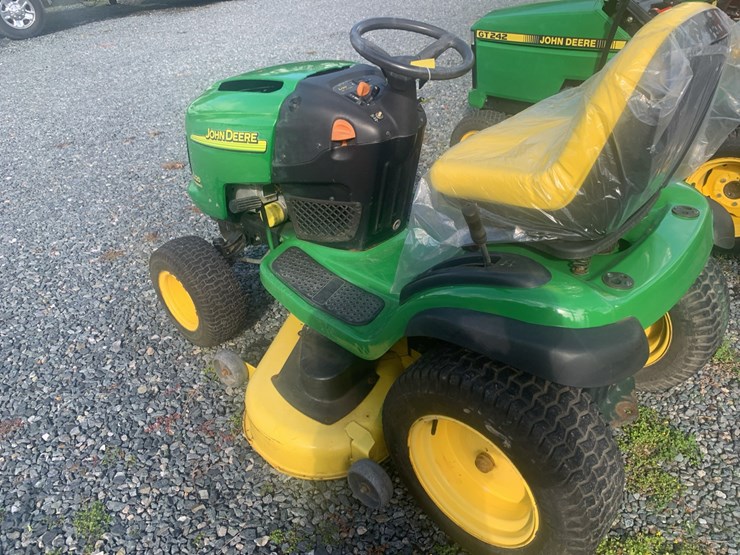 john-deere-l120-image-11
