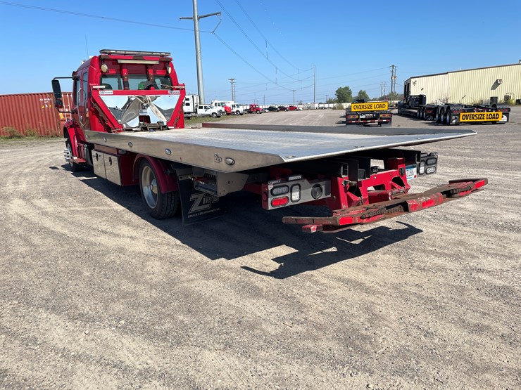 #3801-•-2019-freightliner-roll-off-truck-(has-mn-title-in-delay,-may-take-6-8-weeks)-image-3