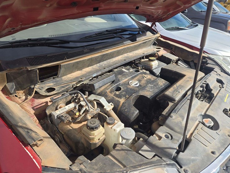 2014-nissan-pathfinder-sl-image-22