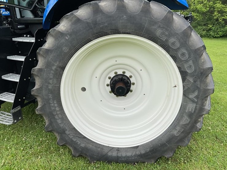 2019-new-holland-t8.410-image-35