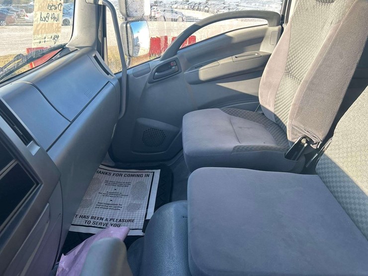 2018-isuzu-ftr-image-25