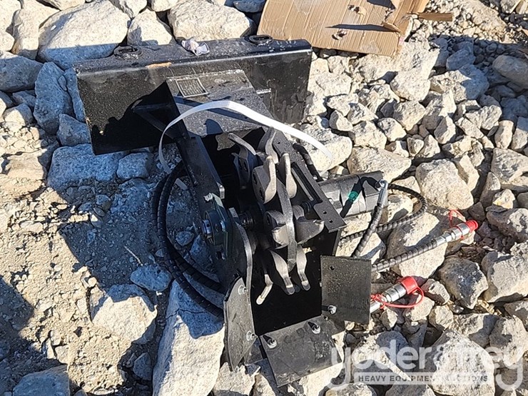 unused-2025-stump-grinder-to-suit-mini-skidsteer-image-3