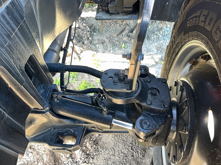 2017-case-ih-magnum-250-image-66